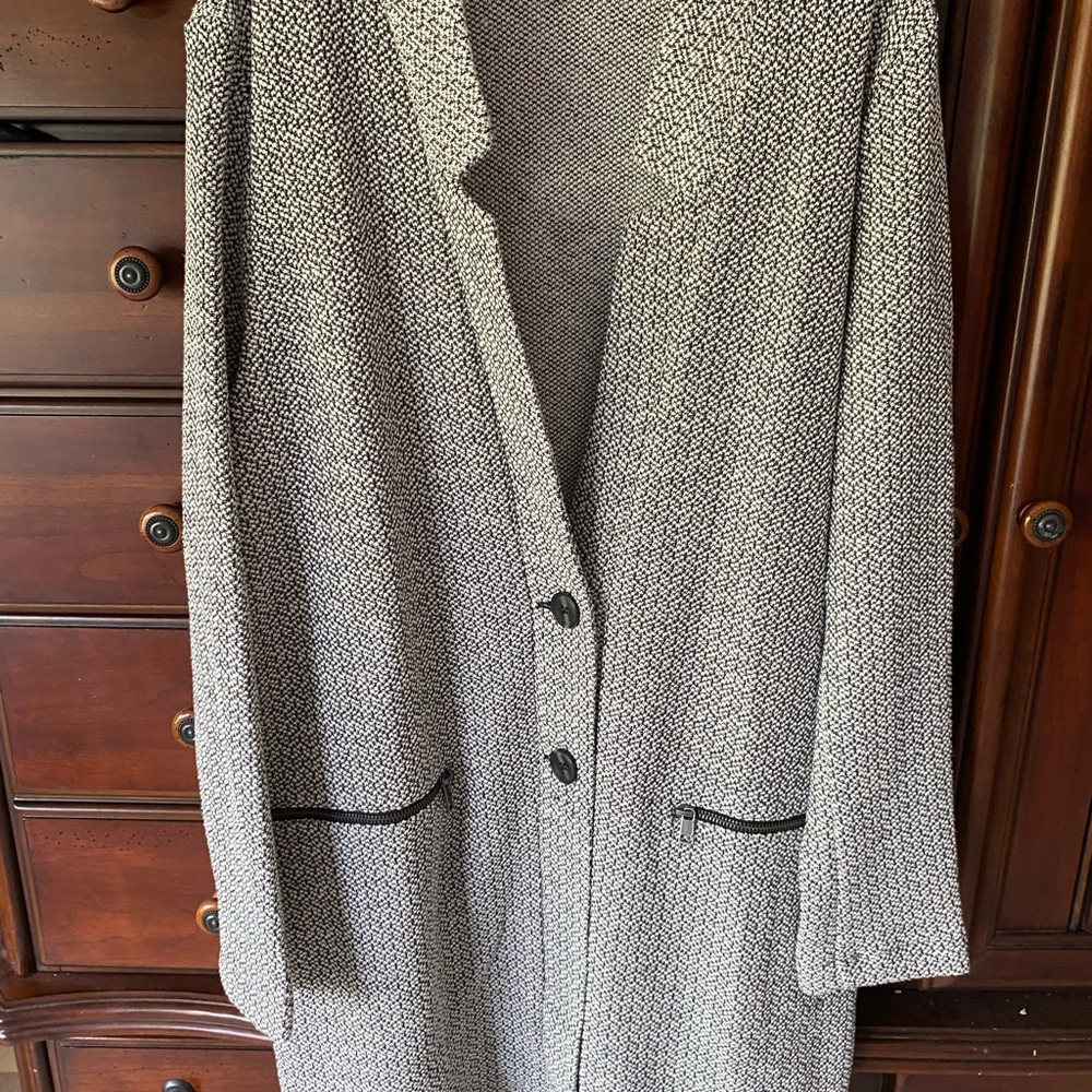 Gray jacket pockets